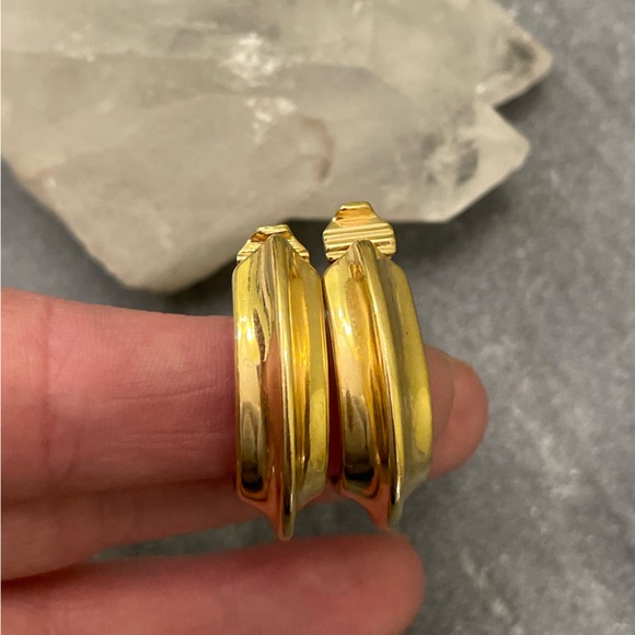 Vintage Monet Gold Clip On Hoops - Picture 6 of 8